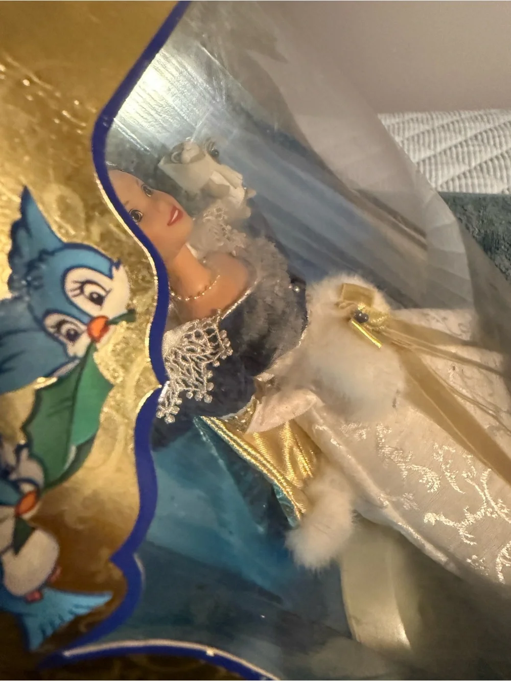 Snow White Holiday Princess Barbie Mattel # 19898  Disney NRFB Box Damaged
